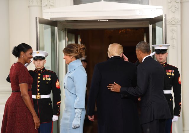 Меланья Трамп в наряде от Ralph Lauren. Фото: AFP