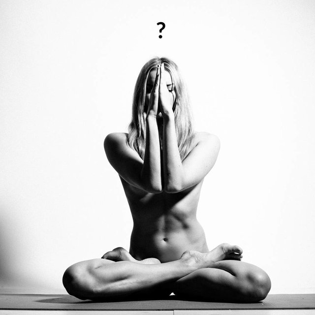 Фото: instagram.com/nude_yogagirl