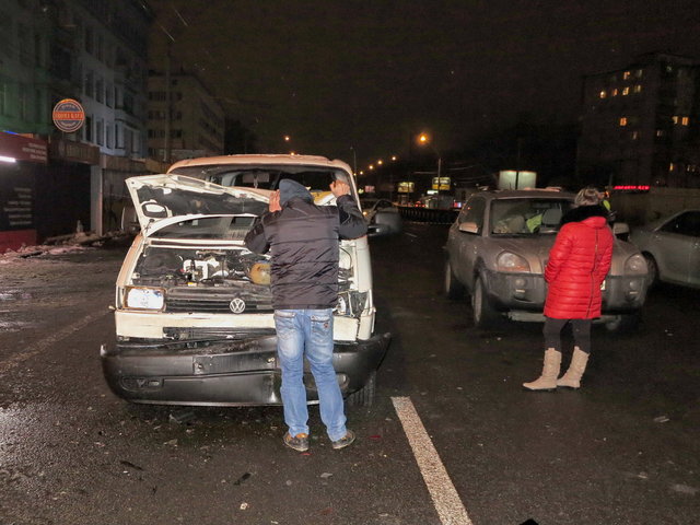 В ДТП пострадали 7 машин. Фото: А. Ракитин