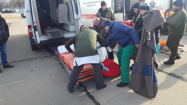 В Одессу доставили раненых бойцов. Фото: Facebook / Андрей Танцюра