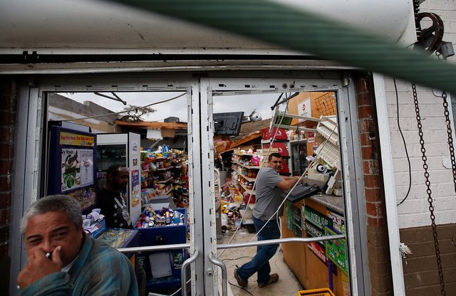 <p>На Луїзіану обрушилися торнадо, фото AFP</p>