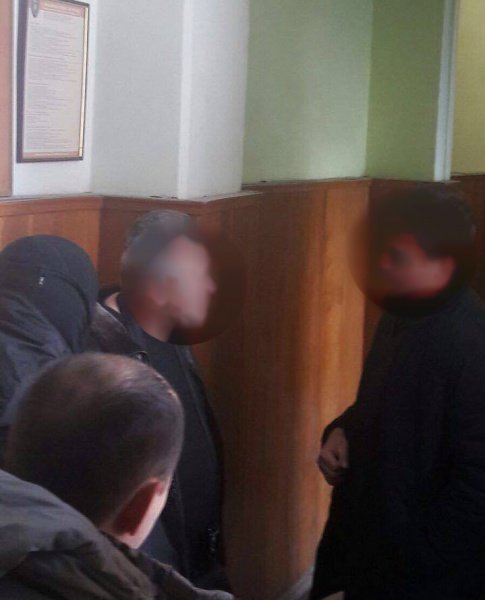 Задержание группировки должностных лиц. Фото: ГУ Нацполиции Украины