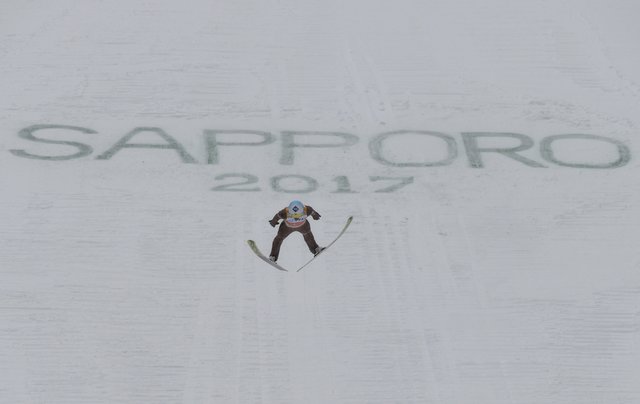 Камиль Стох победил в Саппоро. Фото AFP