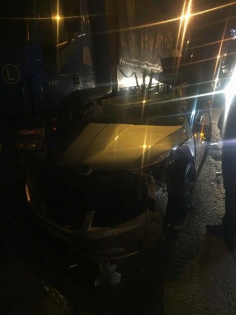 <p>ДТП на Столичному шосе: вантажівка "обезголовила" Skoda&nbsp;</p> | Фото: Влад Антонов