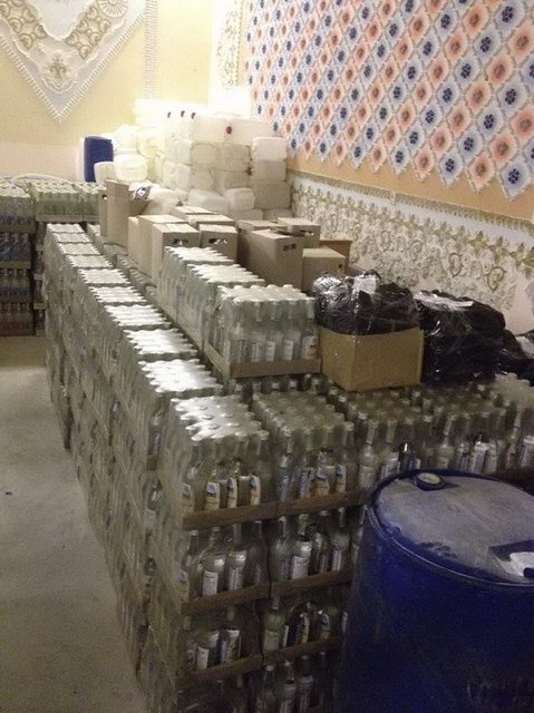 <p>В Чернігівській області масово підробляли алкоголь. Фото: СБУ</p>