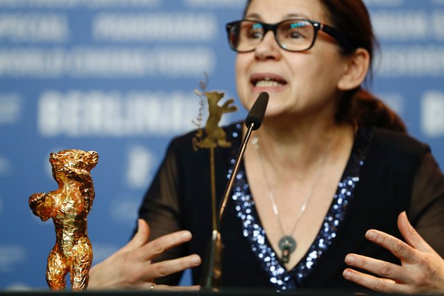<p>Режисер Ільдіко Еньєді отримала "Золотого ведмедя". Фото: AFP</p>