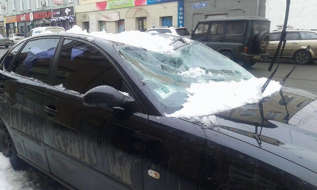 Женщина в авто серьезно пострадала. Фото: objectiv.tv