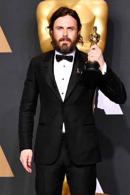 Стильные мужчины на вручении премии "Оскар". Фото: AFP
