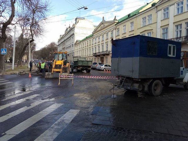 <p>"Потоп" в центрі Львова. Фото: соцмережі</p>