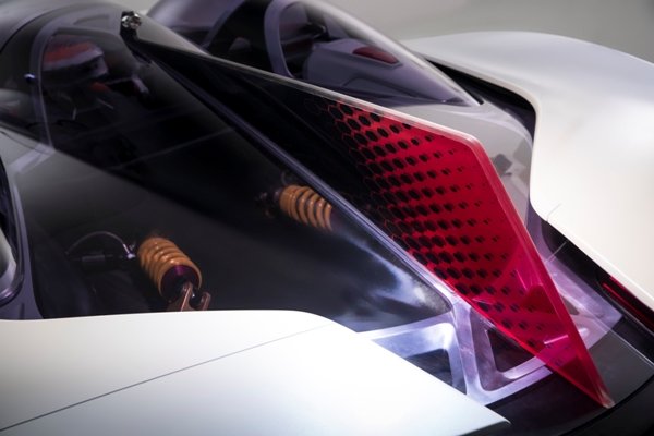 В Женеве дебютировал серийный дизель-электрический суперкар Techrules Ren