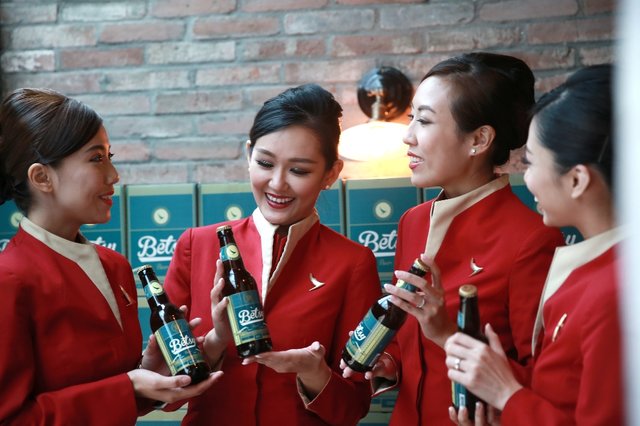 <p>Гонконгська авіакомпанія Cathay Pacific випустила пиво Betsy</p>
