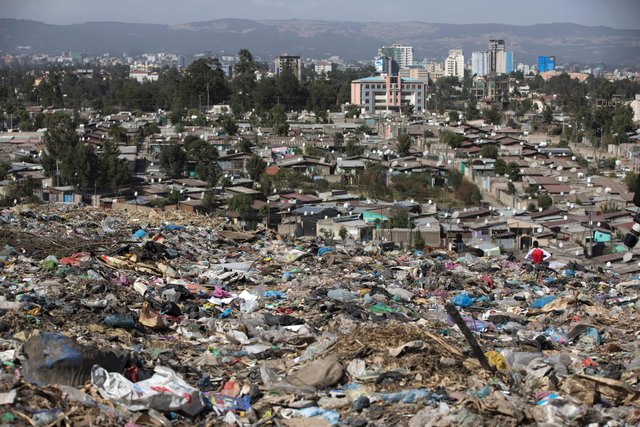 В Эфиопии произошел оползень на мусорной свалке, фото AFP