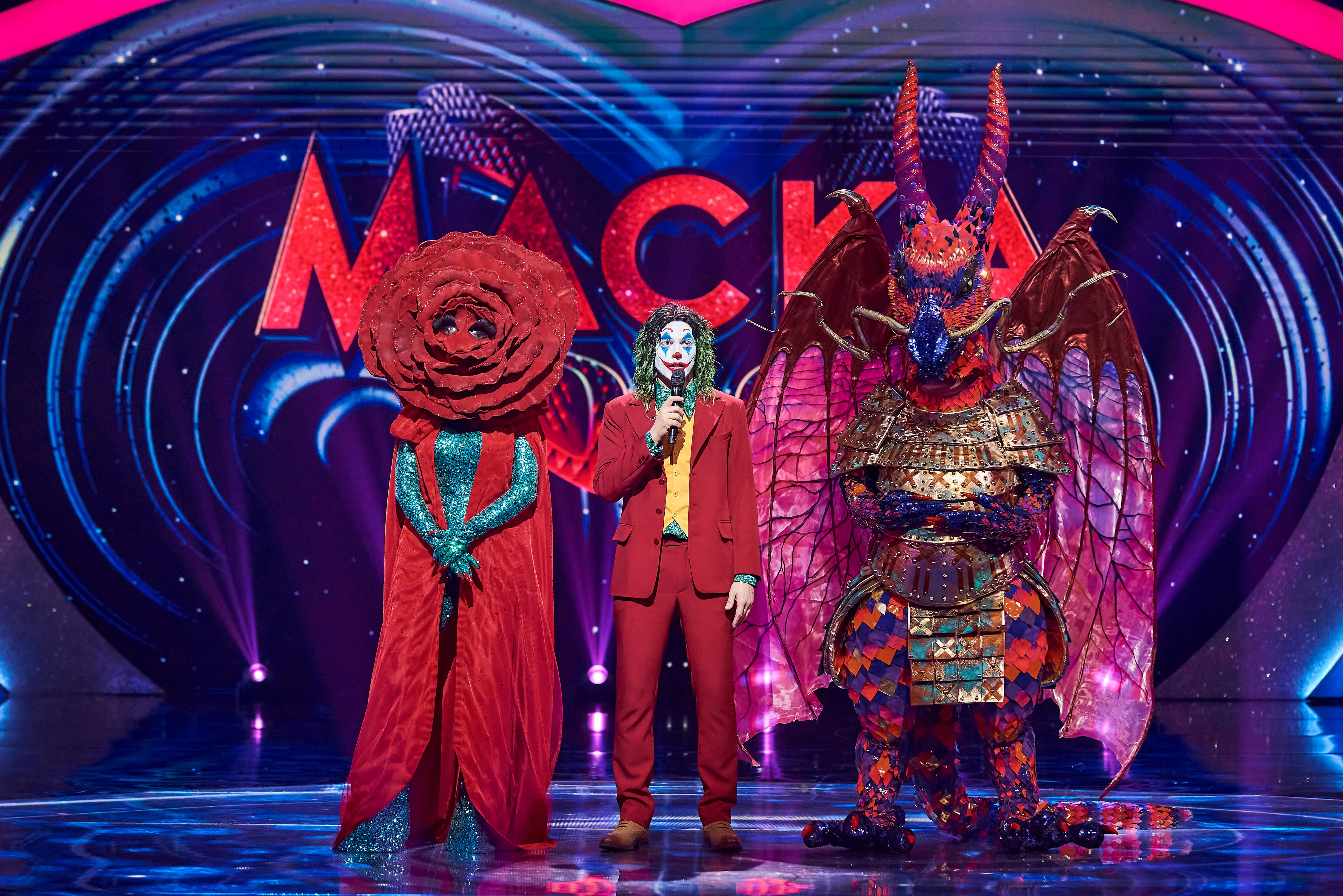 Маска шоу номинация. Шоу маска 2022 дракон. Лазарев в шоу маска.