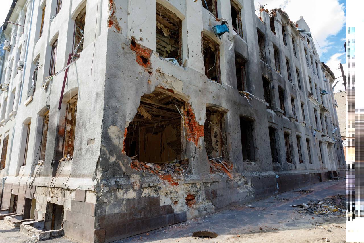 Разрушенные украинские здания